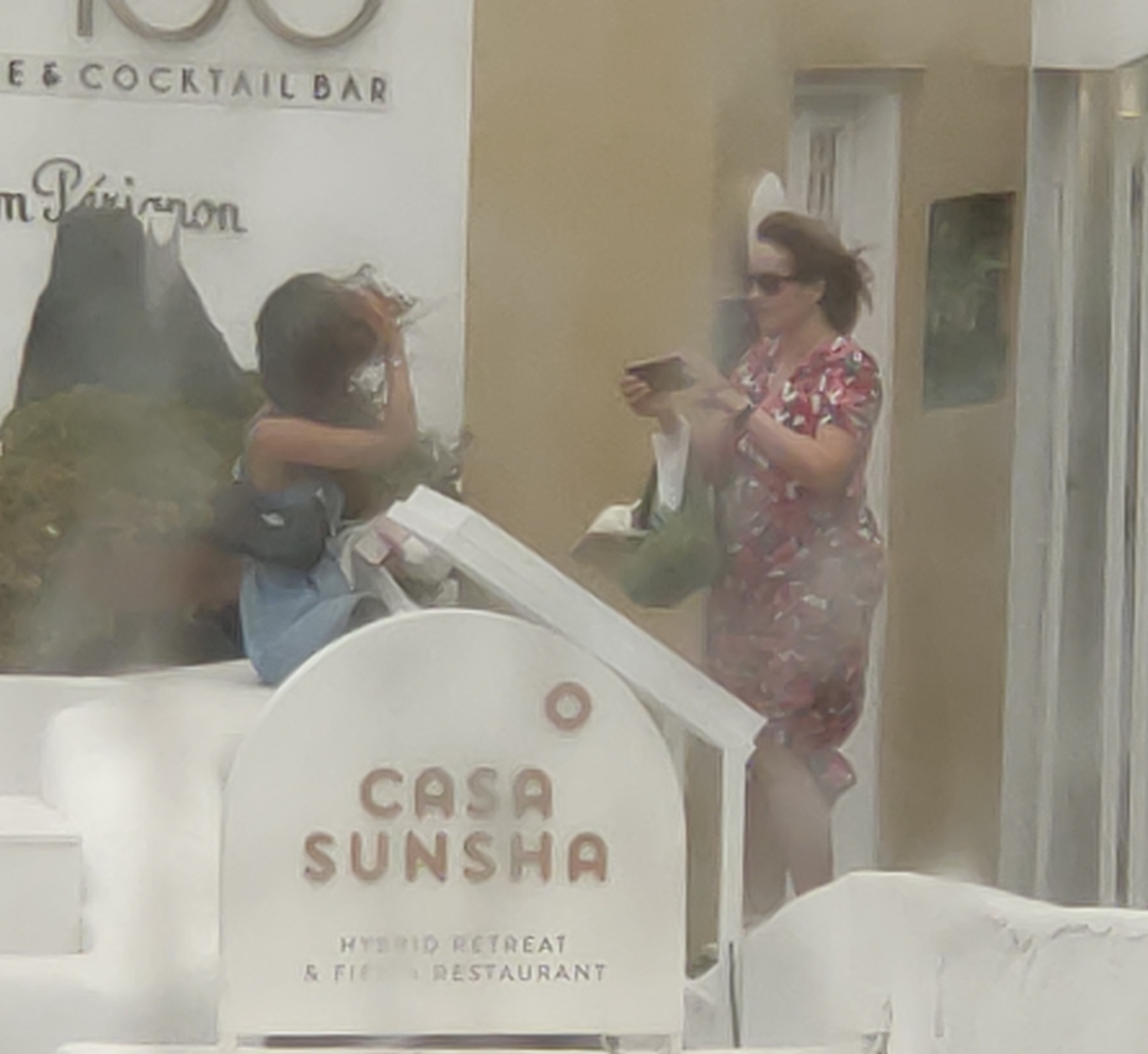 Day 10 - Stormy departure